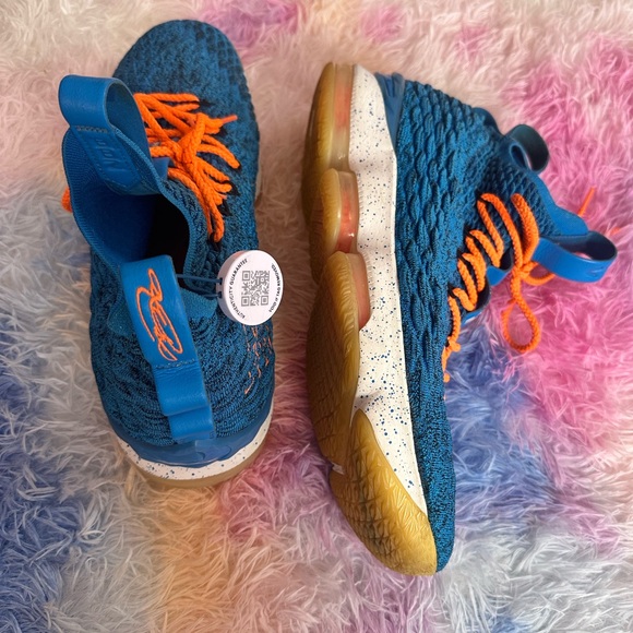 Lebron James 15 Hardwood Classics Nike Sneakers (Authenticated)